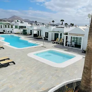 casa-adelfa.puertodelcarmen-hotels.org/