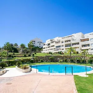 Cyv Con Piscina Cerca De La Playa Benalmádena